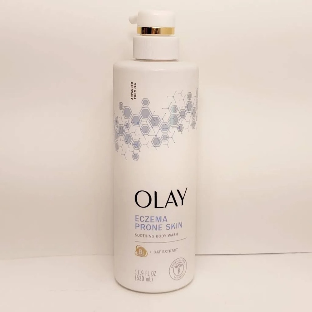 NWT - Olay Soothing Body Wash with Vitamin B3 Complex & Oat Extract